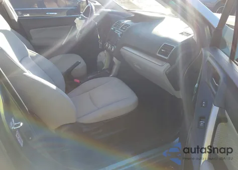 2018 Subaru Forester 2.5I Premium из США, поврежденный, VIN JF2SJAGC4JH524459